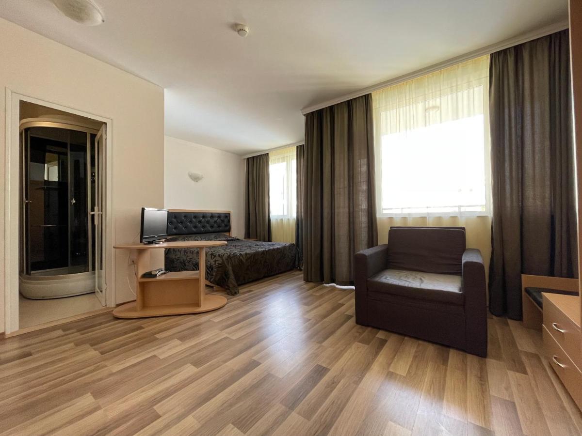 Hotel Incognito Pomorie Exterior photo